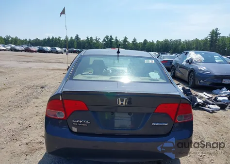 2008 Honda Civic Hybrid from USA, damaged, VIN JHMFA362X8S003097